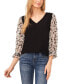 Фото #1 товара Women's Floral V-Neck Mix-Media 3/4-Sleeve Knit Top