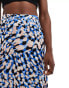 Фото #4 товара Brave Soul satin midi skirt in blue animal print