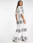 Фото #4 товара Reclaimed Vintage limited edition maxi smock dress in white with contrast black embroidery