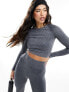 Фото #2 товара ASOS 4505 Icon seamless rib long sleeve crop top in washed grey