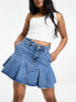 Фото #4 товара Missyempire pleated denim mini skirt in blue
