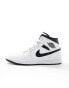 Фото #6 товара Air Jordan 1 mid trainers in white and navy