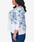 ფოტო #5 პროდუქტის Plus Size Classic Floral Shimmer 3/4 Sleeve Top