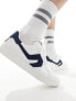 Фото #1 товара Levi's Swift leather trainer in white with navy backtab