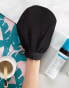 St. Tropez Tan Build Up Remover Mitt