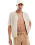 COLLUSION knitted shirt in cream weiß, M - Chest 40 - фото #1