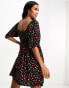 Фото #4 товара Miss Selfridge Petite babydoll smock dress in cherry print