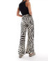 JDY Tall wide leg trouser in zebra print TAPIOKA SCHWARZ, S - фото #3