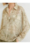 Фото #9 товара Рубашка женская Koton Oversize с абстрактным узором, длинным рукавом и классическим воротником.