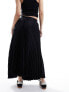 Фото #7 товара Y.A.S satin pleated midi skirt in black