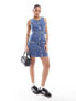 Фото #1 товара Tommy Jeans Belted Zip-Thru Denim Bodycon Dress in Blue