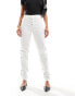 Фото #3 товара Calvin Klein Jeans mom jean in white wash