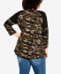 Фото #2 товара Plus Size Splice Sleeve Print Long Sleeve Top