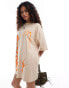 Фото #4 товара COLLUSION festival motif graphic t-shirt dress in sand