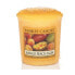 Фото #1 товара Yankee Candle Fragrant Votive Candle Mango Peach Salsa Ароматная вотивная свеча c ароматом манго и персика 49 г