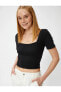 Фото #1 товара Футболка Koton Crop Tee Detaylı Square Neck