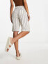 Фото #3 товара Reclaimed Vintage mensy shorts in linen stripe