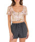 Фото #1 товара Juniors' Lily Floral-Print Bubble-Sleeve Cropped Top