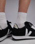 Фото #5 товара VEJA SDU trainer in black white b mesh