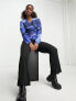 Фото #3 товара Monki tie waist wrap blouse in blue liqud print