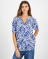 ფოტო #1 პროდუქტის Women's Printed Smocked-Shoulder Short-Sleeve Top