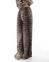 Фото #5 товара Extro & Vert plisse trousers in leopard print co-ord