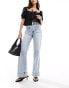 Фото #1 товара River Island wide leg jean with pocket detail in lightwash blue