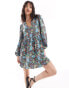 Фото #1 товара Pieces v-neck smock mini dress in blue ditsy floral