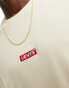 Levi's t-shirt with central boxtab logo in cream