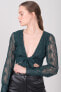 Фото #11 товара Женская блузка с длинным ажурным рукавом и завязанным бюстье - черная Factory Price