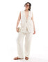 Фото #2 товара ONLY Curve linen blend sleeveless tailored vest co-ord in cream