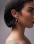 Фото #4 товара Topshop Elsie 'v' shaped hoop earrings in gold tone