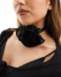 Фото #1 товара Monki rose corsage choker necklace in black