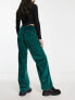 Фото #2 товара Levi's baggy velvet trousers in dark green