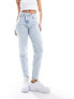 Фото #5 товара Calvin Klein Jeans mom jean wrap waist in light wash