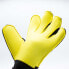Фото #3 товара Вратарские перчатки TWOFIVE Sevilla´82 Basic - Неопреновые технические перчатки. Для классических вратарей, предпочитающих чувствовать касание мяча.