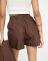 Фото #3 товара ASOS DESIGN pull on short in chocolate