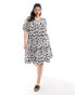 Фото #1 товара Yours tiered midi dress in black and white floral