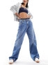 Tommy Jeans Daisy low waisted jeans in light wash Голубой, W26 L30 - фото #1