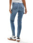 Miss Selfridge cargo skinny jean in mid blue wash Голубой, W25 L32 - фото #2