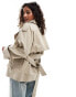 Фото #3 товара ASOS DESIGN Petite – Kurzer Oversize-Trenchcoat in Steinbeige mit Gürtel