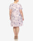 ფოტო #2 პროდუქტის Plus Size Floral Short Sleeve Knee Length Dress