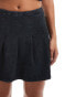 Фото #2 товара Noisy May pleated mini skirt in acid wash black