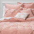 Фото #1 товара King 8pc Montvale Pinch Pleat Comforter Set Blush - Threshold