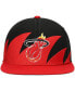 Men's Black and Red Miami Heat Hardwood Classics Sharktooth Snapback Hat