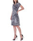 ფოტო #2 პროდუქტის Print Short Sleeve Knee Length V Neck Rouched Wrap Dress