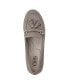 ფოტო #10 პროდუქტის Women's Gush Strap Detail Loafer