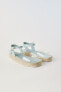 Фото #2 товара Джинсовые сандалии с деталями из винила ZARA
