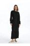 Фото #2 товара Платье женское LC WAIKIKI Classic с прямым бисерным воротником и длинными рукавами