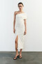 Фото #1 товара Длинное платье из эластичной ткани со сборками ZARA